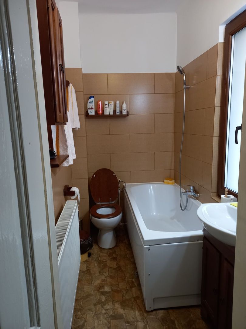 URGENT!, parter de vila, intrare separata,  izolata termic, NEGOCIABIL - Poză 10