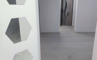 Vând apartament 2 camere - Poză 7