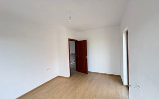 Apartament la casă cu curte – zonă liniștită, strada Zăvoi - Poză 5