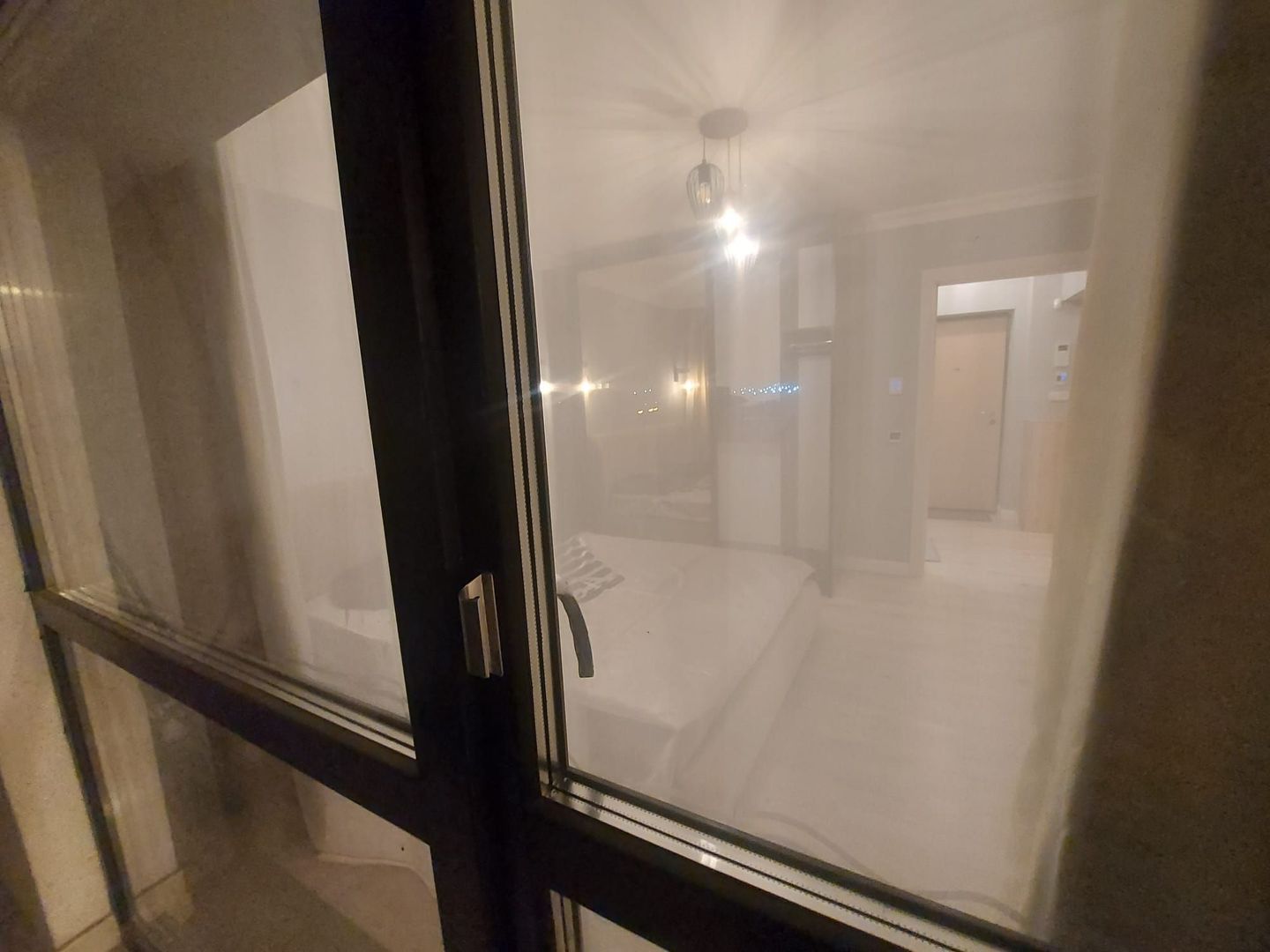 Smart Boutique / Finisaje Premium | Mihai Bravu - Mall Vitan - Poză 16