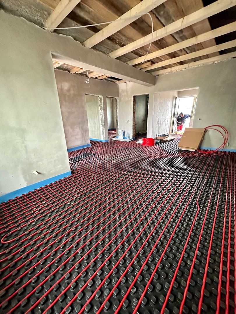 Casa 4 Camere/2 bai, Incalzire Pardoseala, Miroslava-Vorovesti, 420mp - Poză 3