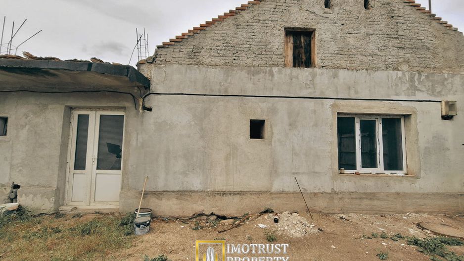 Casă deosebită de vânzare în inima Aradului - Poză 3