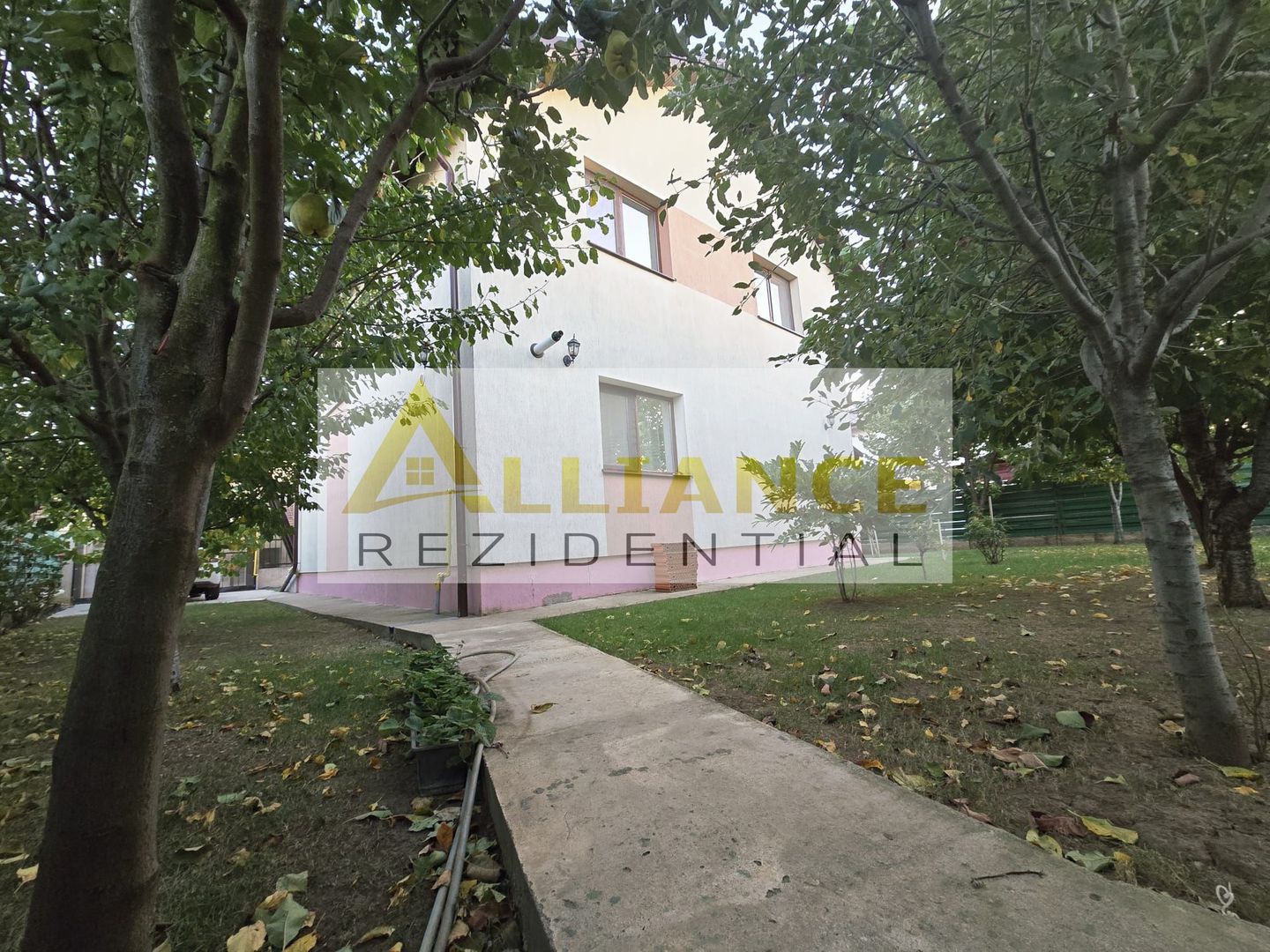 Casa Individuala - 5 camere - 2 bai - 385mp teren - Poză 8