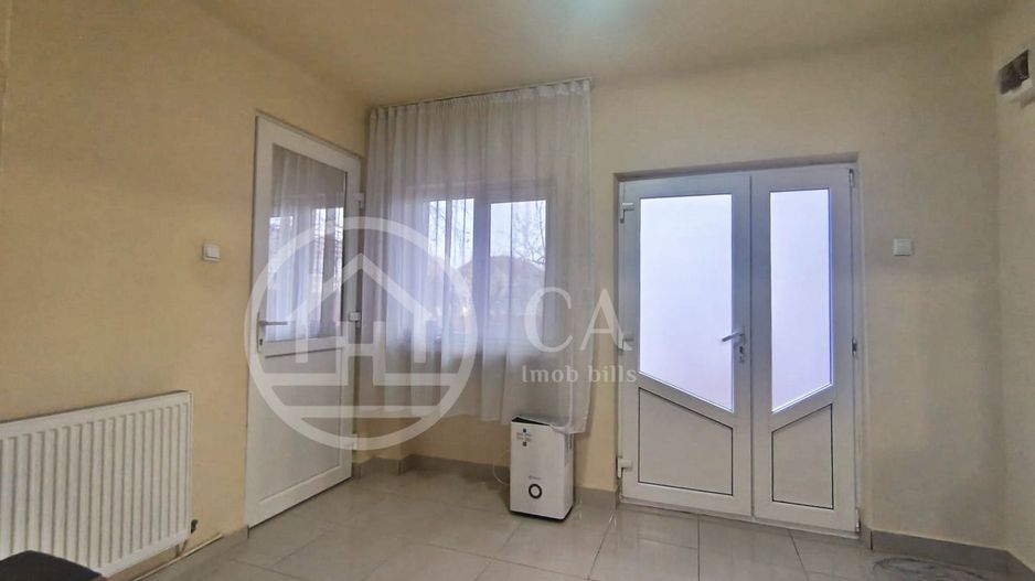 Casa de vanzare cu 3 camere, in zona Oncea, Oradea - Poză 11