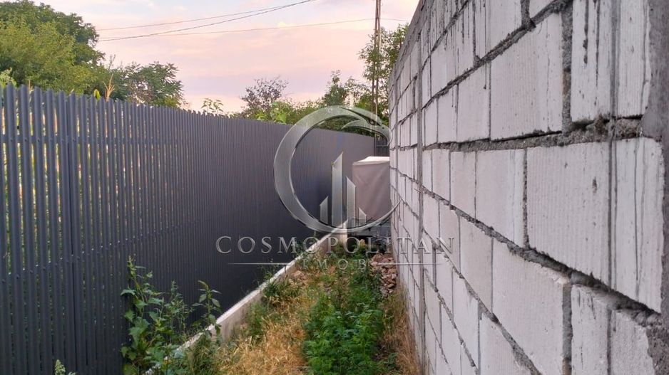 Casa si teren 970mp in comuna Costesti/BZ ~ constructie 2013 - Poză 33