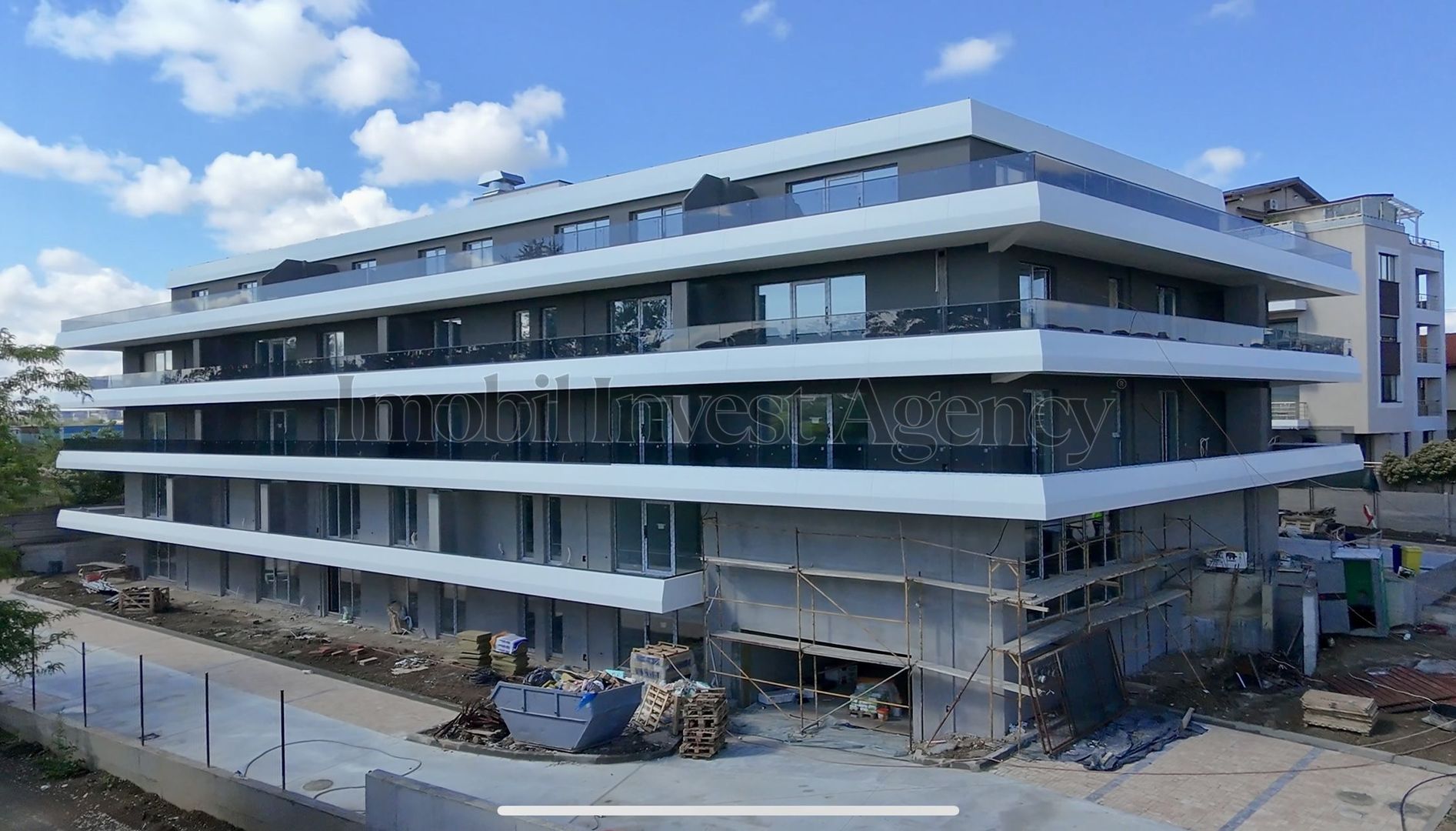 Apartament 4 camere de vanzare Pipera in bloc cu vedere la lac - Poză 5