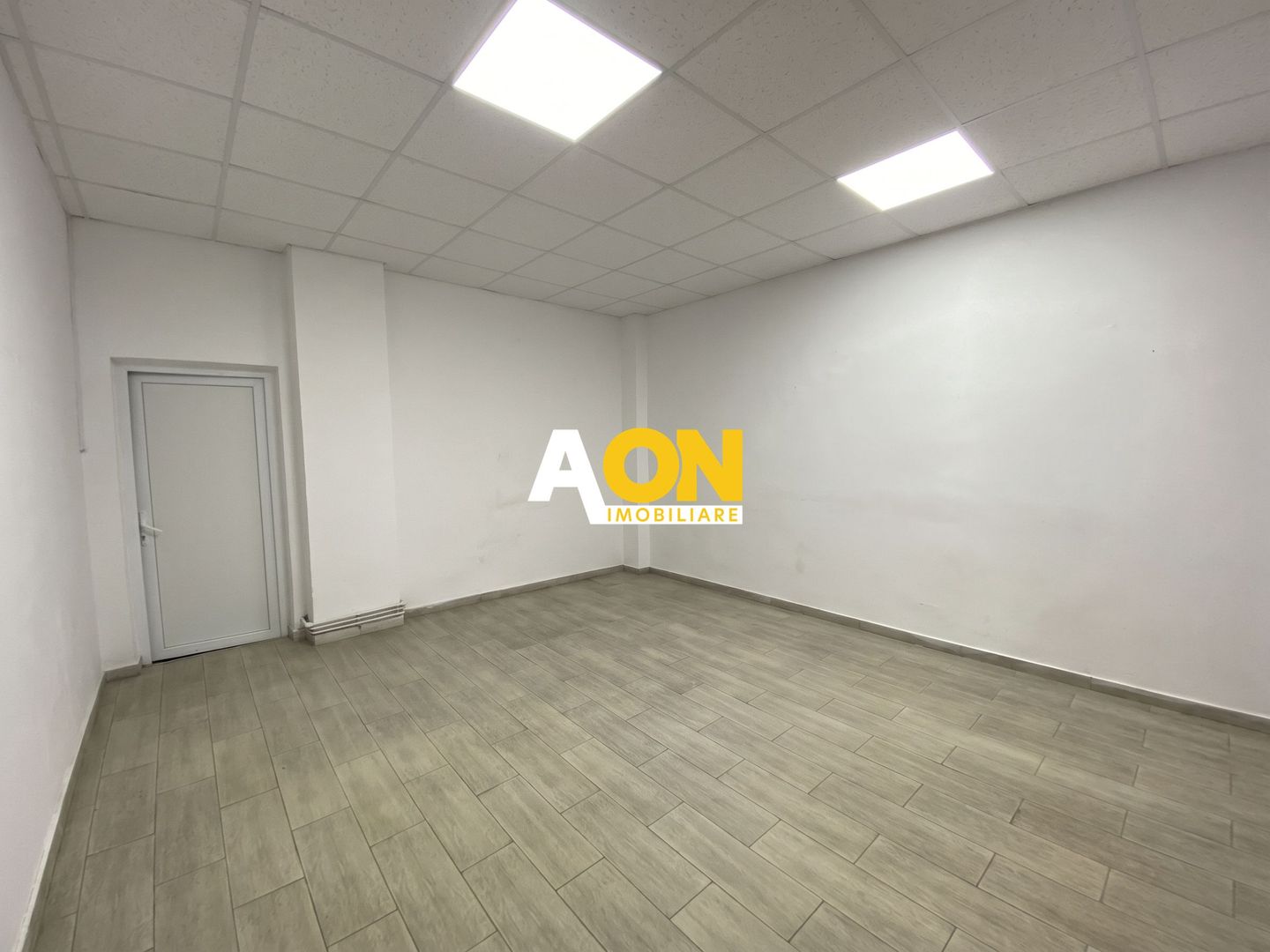 Spatiu Comercial,  Cetate, 30 mp - Poză 1