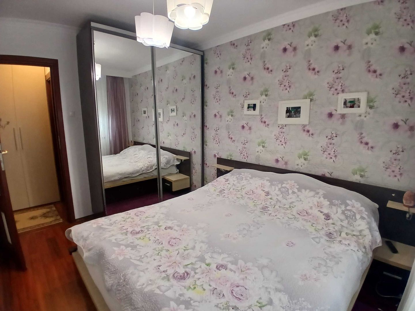 Apartament Luminos 4 Camere.  Decomandat. Zona Universitatea Spiru Haret. - Poză 8
