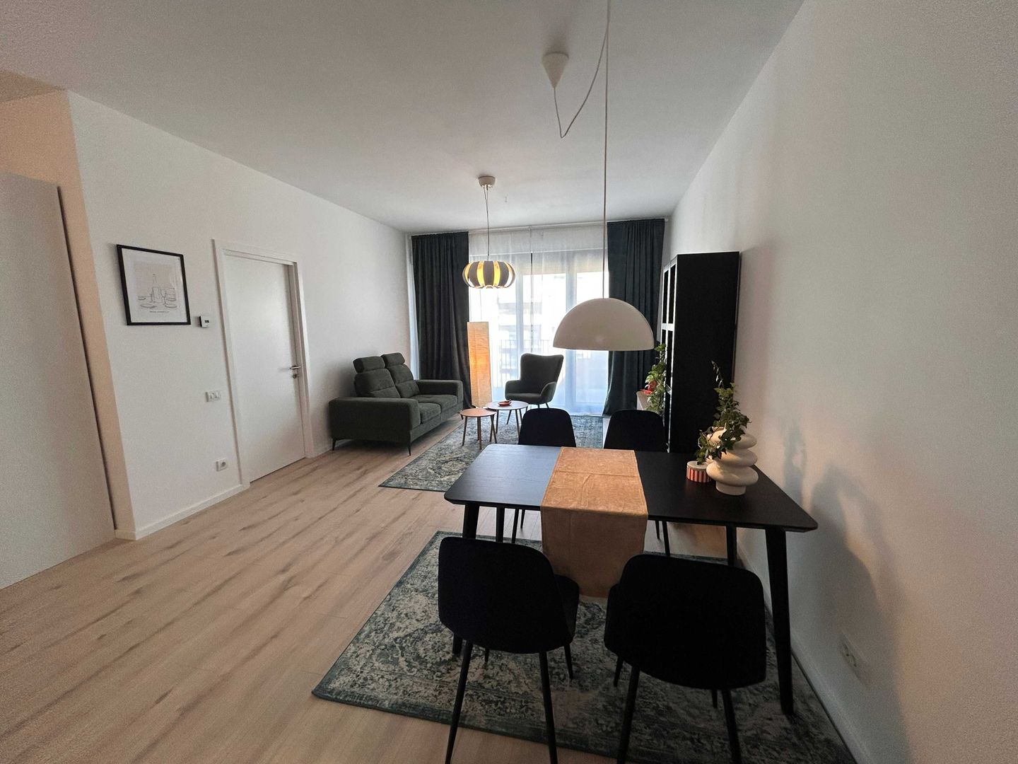 De inchiriat – Domenii, Nou, 2 camere, Loc parcare, Arcadia Complex - Poză 2