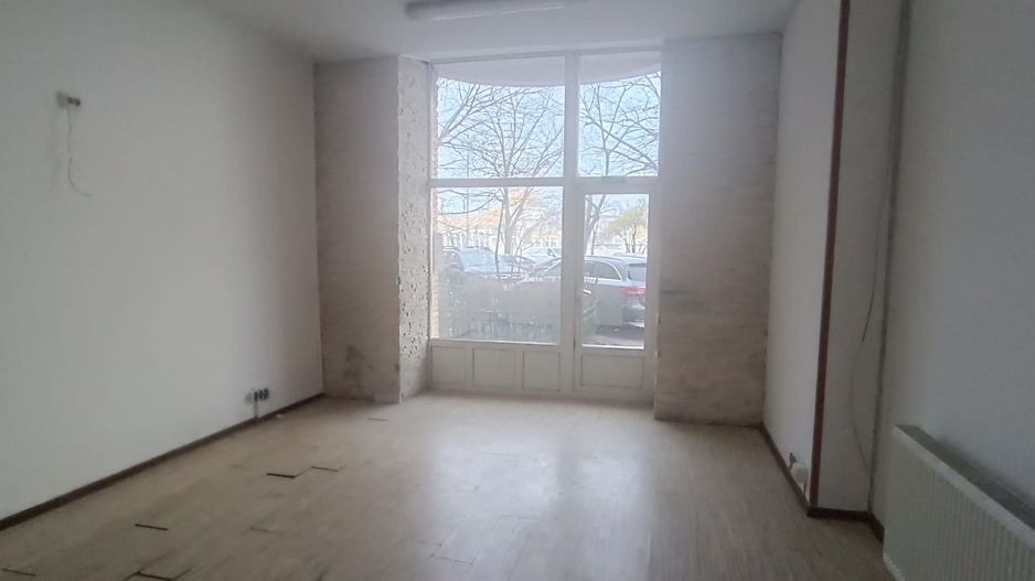 Spațiu Cafenea, Salon Cos., Cab.Stomat. !Vis a vis de Catedrala Neamul - Poză 10