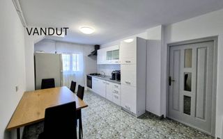 COMISION 0 I Apartament 3 camere | decomandat | etaj intermediar - Poză 1