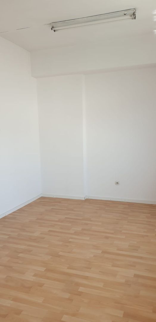 Spatii birou de inchiriat Bartolomeu - Poză 11