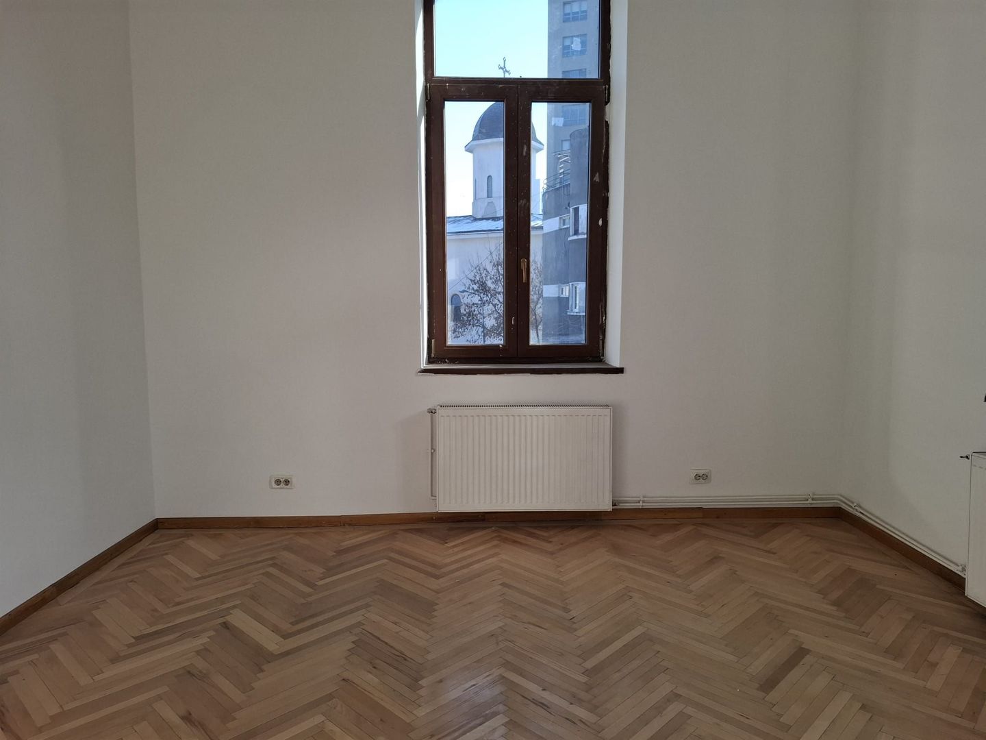 URGENT!, et. 1/P+2+M in vila arhitectonica, liber, NEGOCIABIL - Poză 4