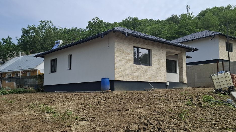 Casă / Vilă de vânzare în Calea Moinesti, Bacau - Poză 10