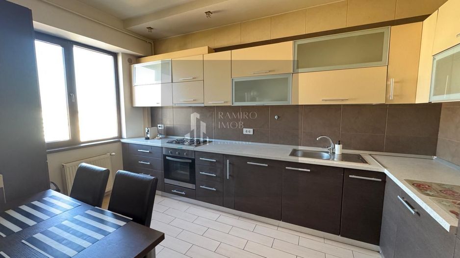 OCAZIE APARTAMENT 78MP MALL VITAN DE INCHIRIAT - Poză 3