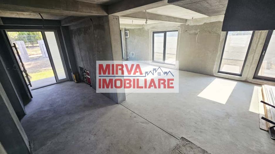 🏡 Vilă luminoasă, 4 camere, cu teren generos – Com. Plopu - Poză 60