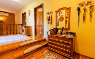 Vilă S+P+M, 2 fronturi stradale, ideală locuit/birouri/clinică, grădiniță, etc - Poză 16