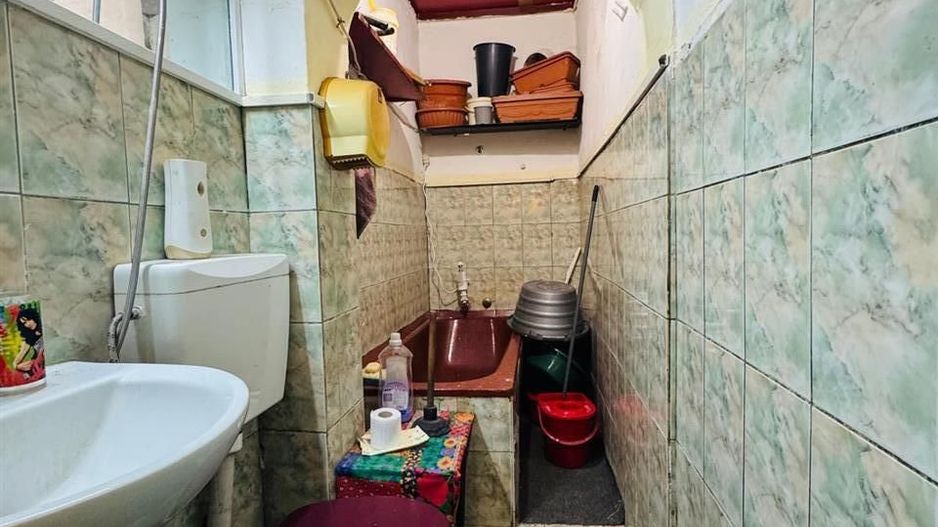 Apartament la curte comuna ULTRACENTRAL - Poză 6