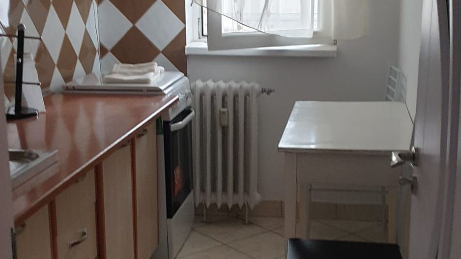 🏢 De închiriat: Garsonieră deosebită în Zona Tineretului - Poză 5