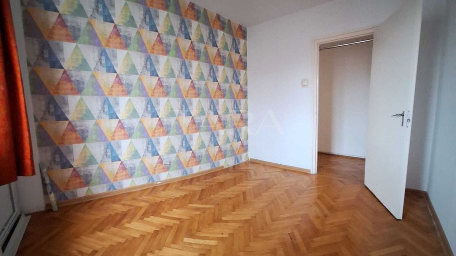 Vând Apartament 3 Camere, finisat clasic, personalizabil. - Poză 2