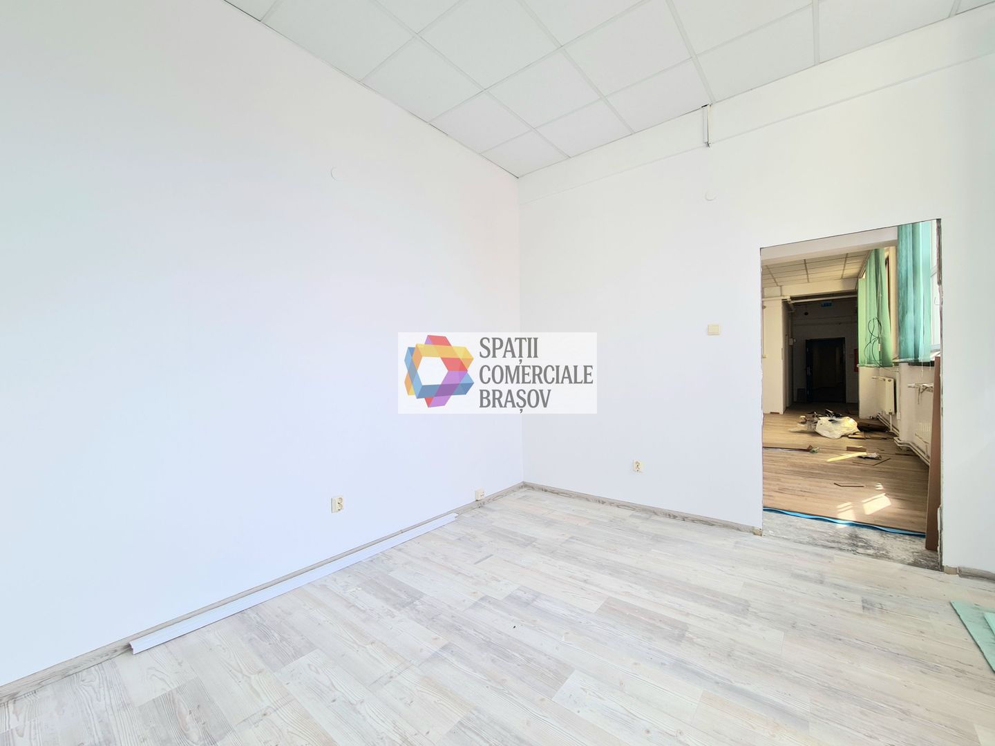 Spatiu birouri de închiriat Brasov - 130 mp # spatii-comerciale-brasov.ro - Poză 3