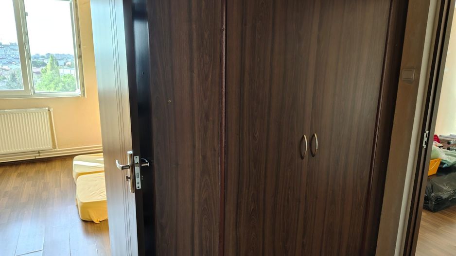 Apartament incapator cu trei camere, Alexandru Obregia, 120.000€ negociabil - Poză 12