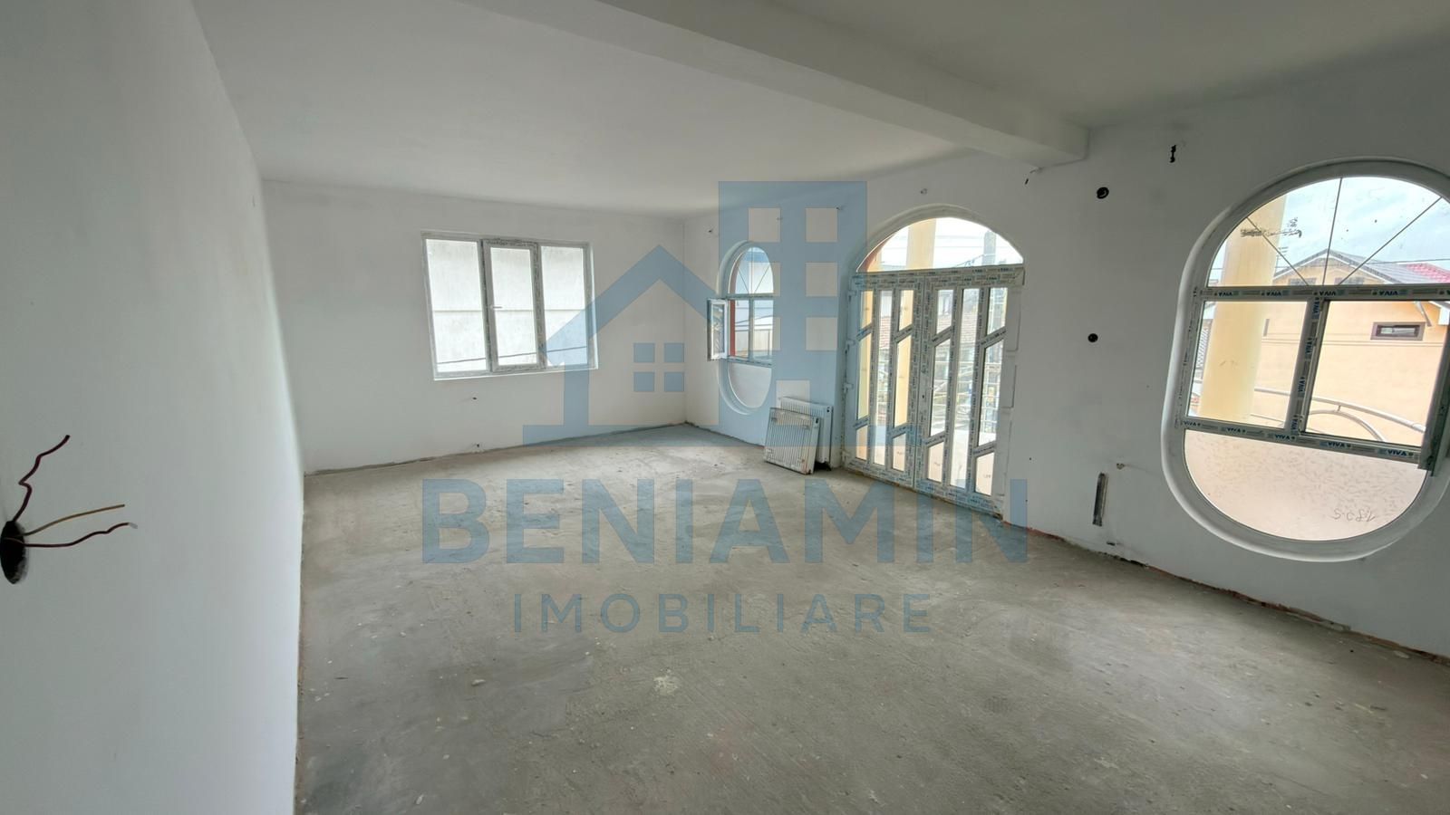 Vila P+2 Alexandru Cel Bun cu doua etaje si curte proprie - Poză 18