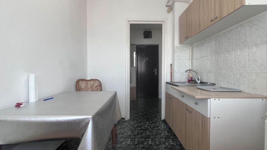 Zona Pavcom! Inchiriere apartament cu 2 camere in Targoviste, micro 6! - Poză 8