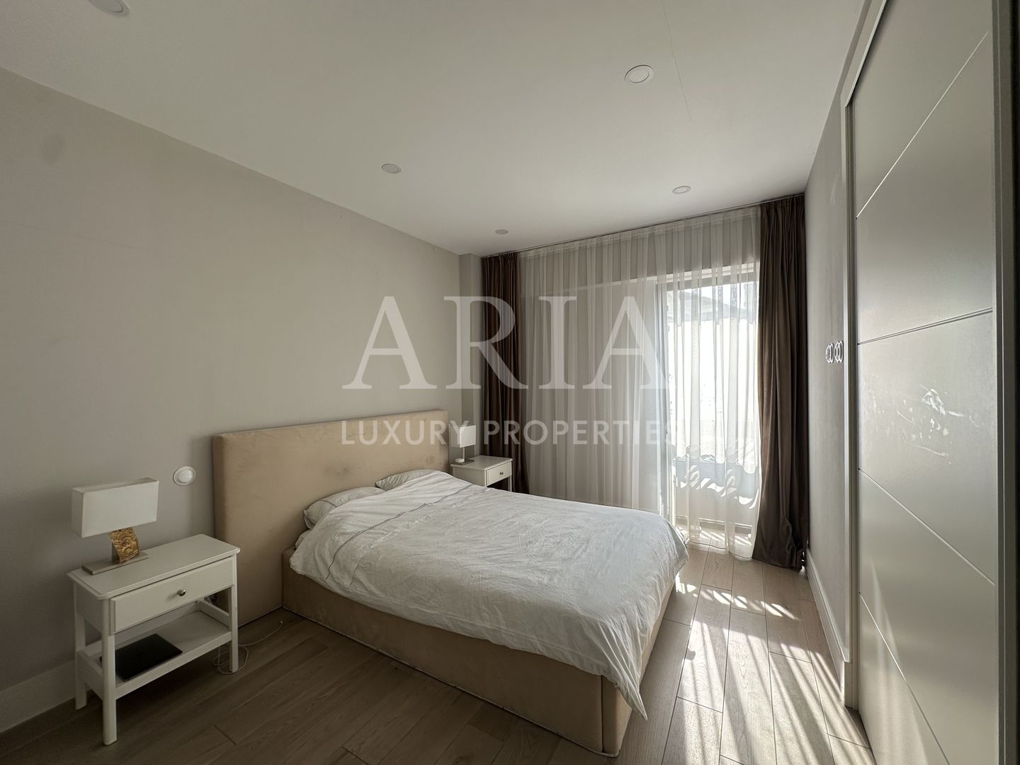 TRIANA 3 CAMERE | CURTE | PISCINA | GYM - Poză 7