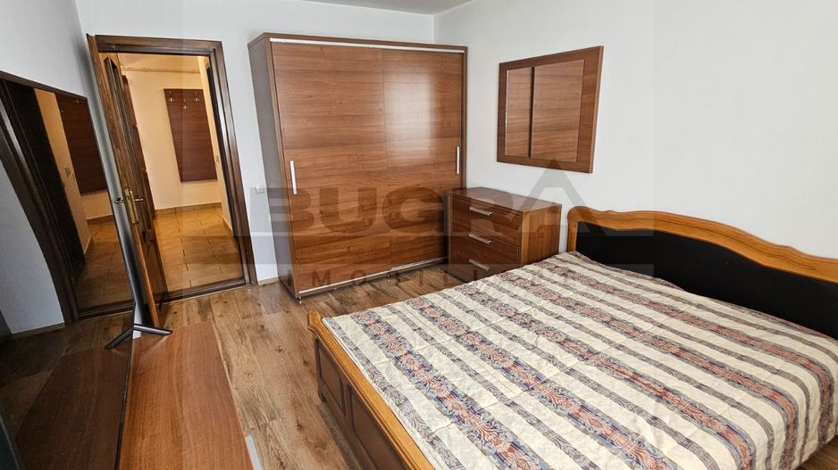 Apartament de 2 camere, decomandat, 73mp, parcare, zona Trifoiului - Poză 8