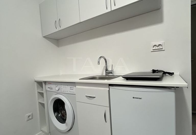 Garsonieră modern renovată în Mănăștur - Poză 1