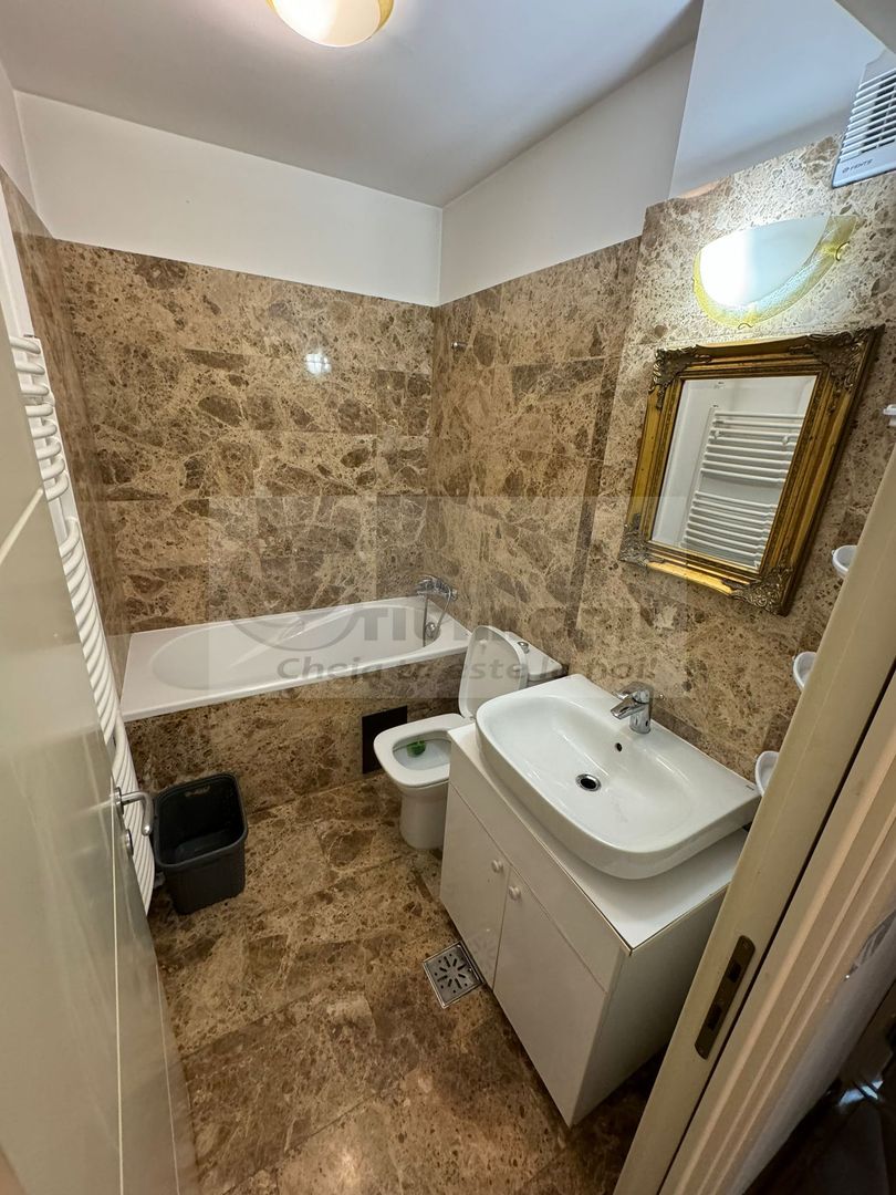 3 camere Tătărași • 74 mp • bloc 2017 • parcare • 215000 € - Poză 4