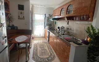 BRASADAS vinde ap 2 cam etaj 1/4 Carpati 2. - Poză 6