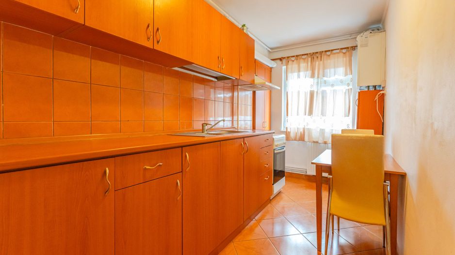 Garsonieră de 32 mp cu bucătărie separată, parter,  zona Piața Astra - Poză 8