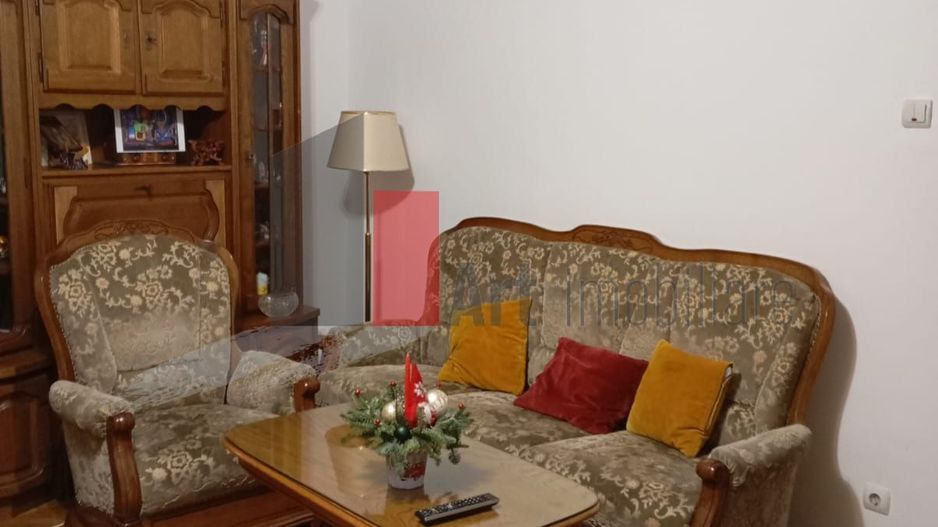 Apartament 2 cam. in vila - Poză 1