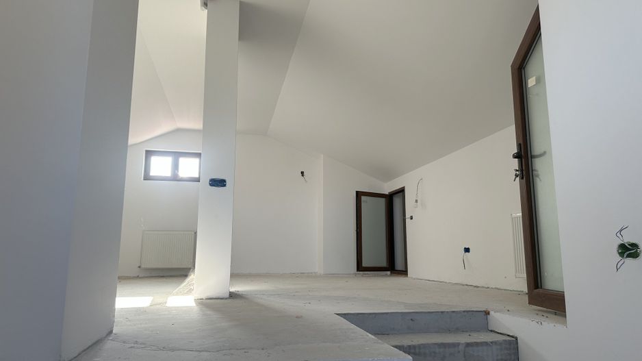 PARADISUL VERDE, VILA 507 MP, LOT 1.095 MP! - Poză 38