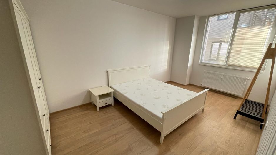 Giroc-Eso | De inchiriat | 2 camere | Loc de parcare - Poză 9