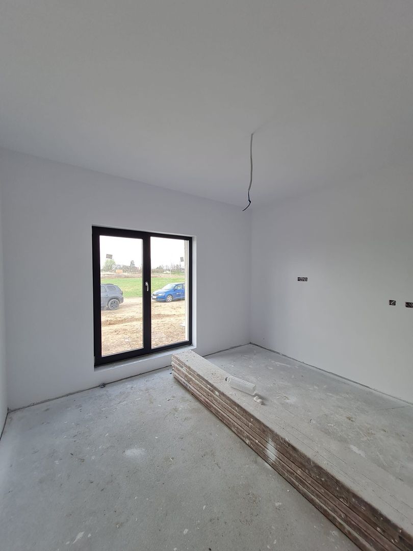 Casa individuala pe parter în Mosnita - Poză 8