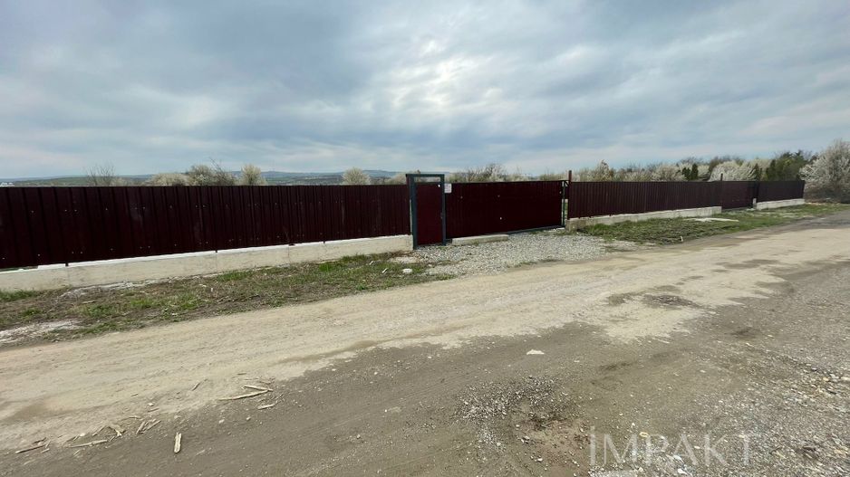 De închiriat teren împrejmuit 2500mp Selgros - Poză 4