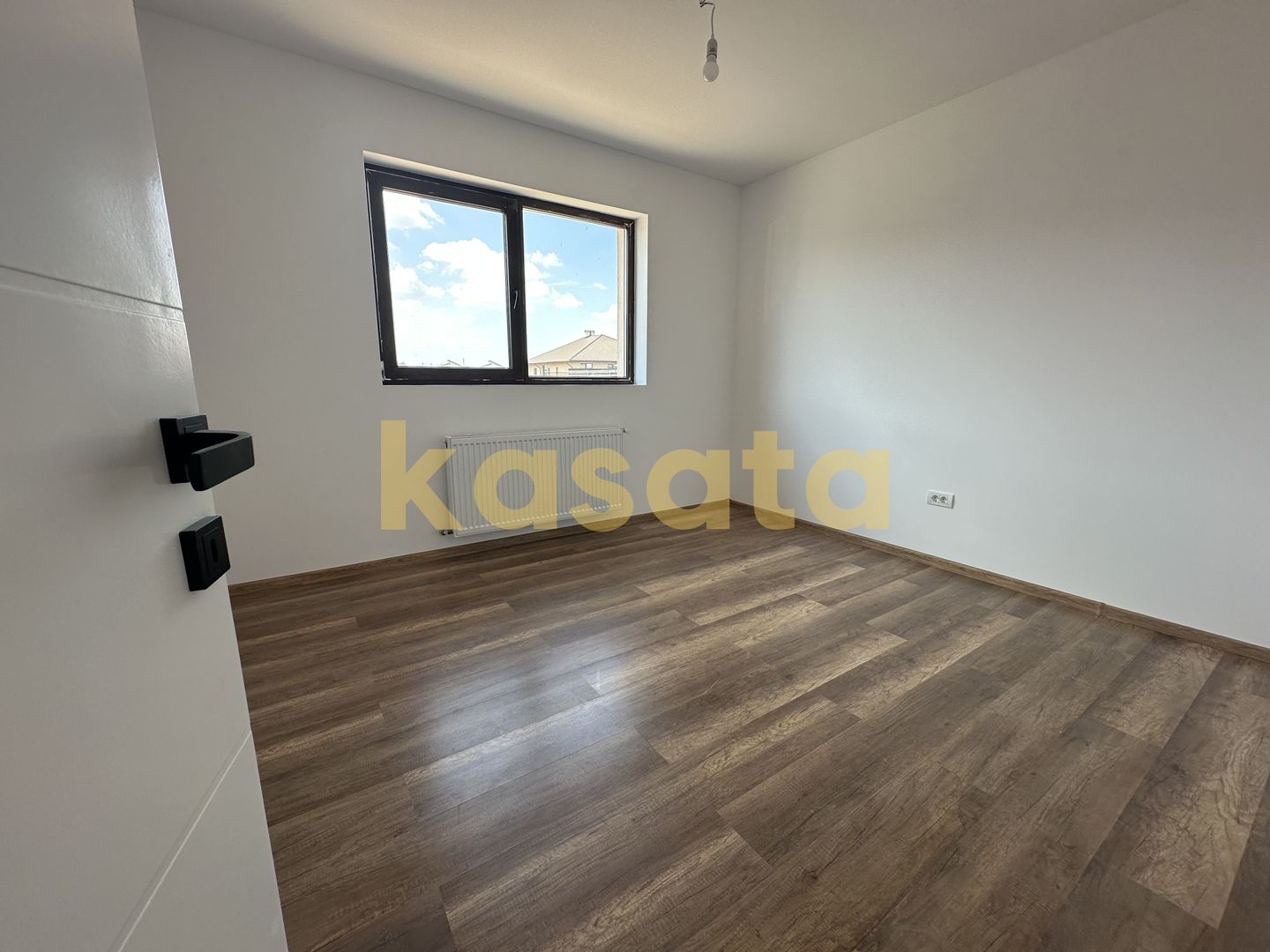 🏡 Casă pe parter de vânzare | 4 camere | Toate utilitățile - Poză 6