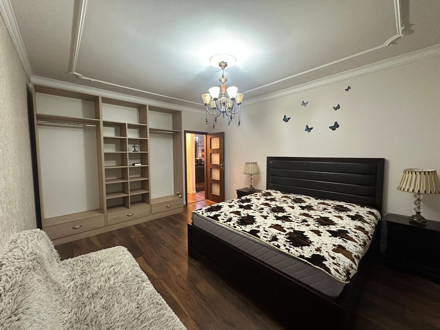 De vanzare apartament 2 camere - Mihai Bravu - Poză 6