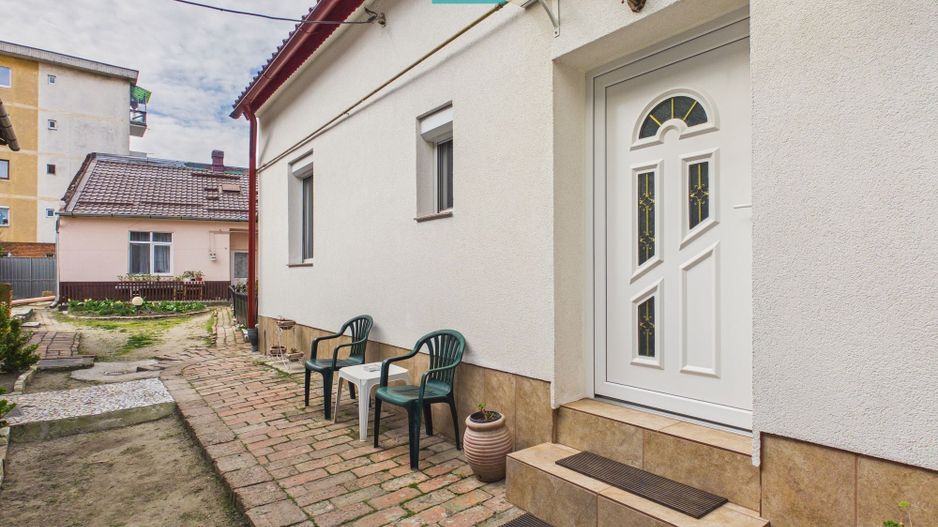 Apartament 2 camere parter în Arad, zona Boul Roşu - Poză 3