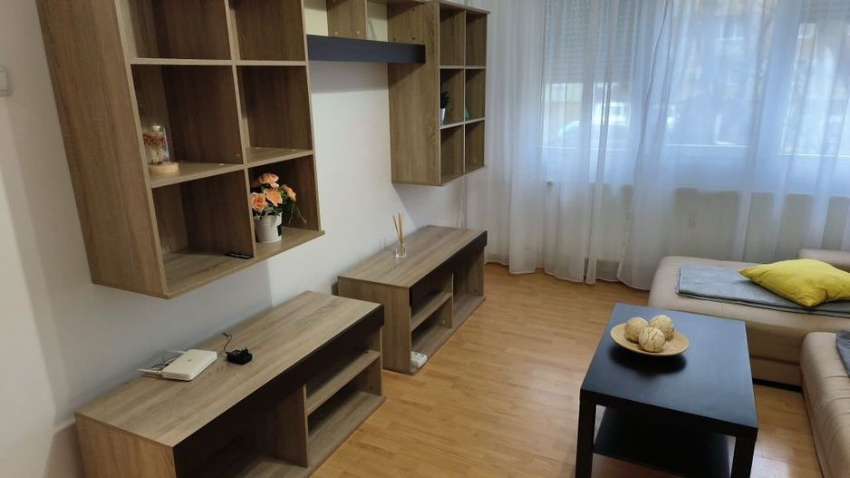 Garsonieră de închiriat lângă metrou Favorit – confort, acces rapid și - Poză 4