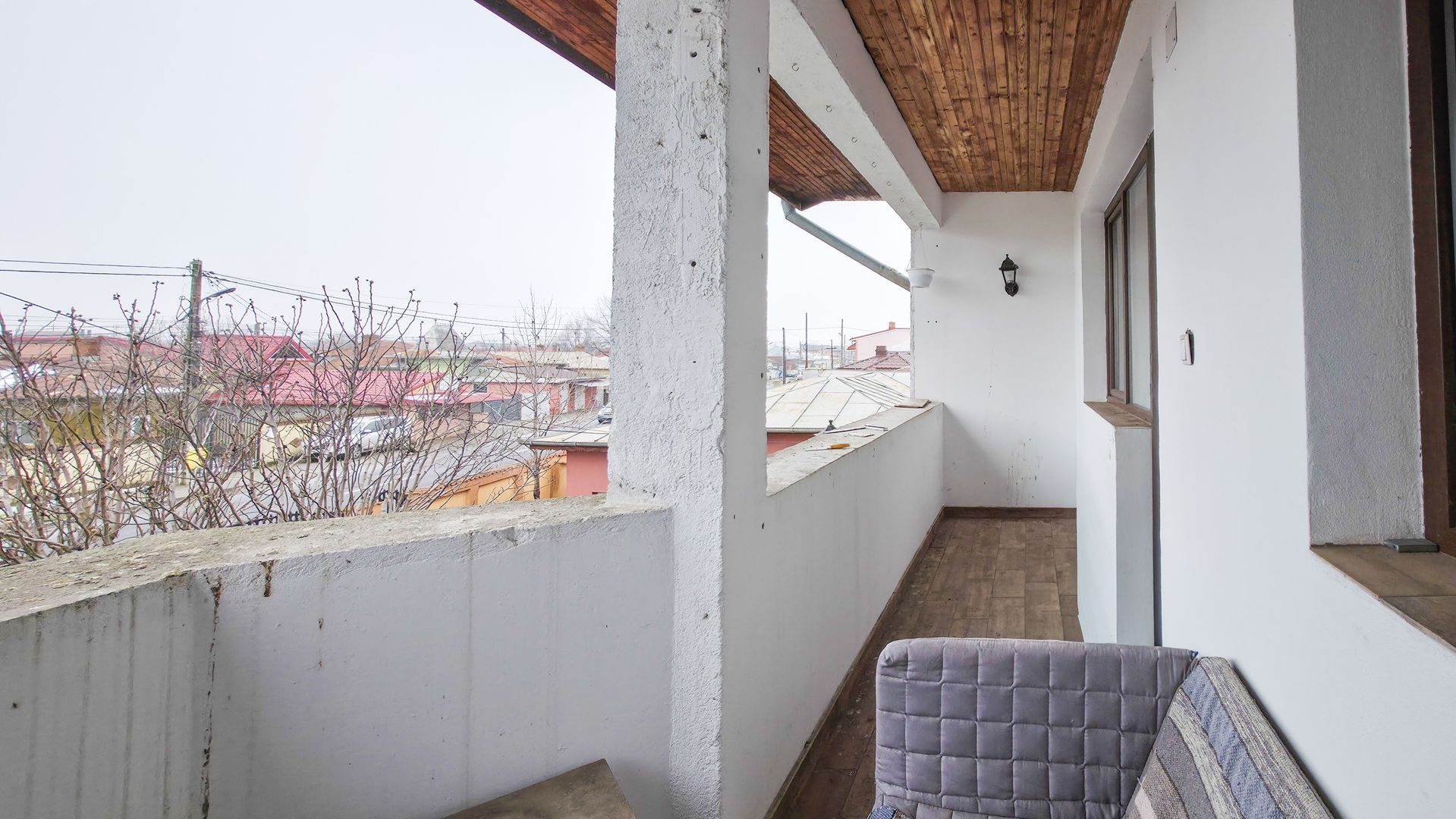 Casă spațioasă de vânzare – Strada Republicii nr. 105, Dragomirești - Poză 26