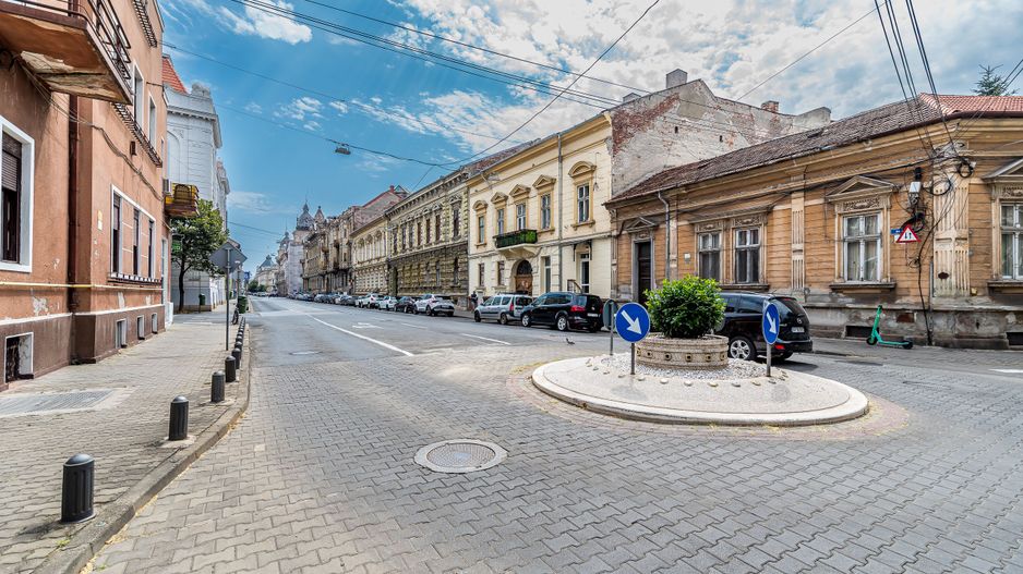 RAR pe piata Apartament cu 3 camere si balcon pe strada Horia - Poză 9