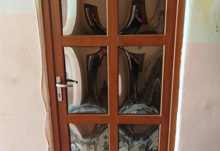 Garsoniera zona Fabric la curte - Poză 4