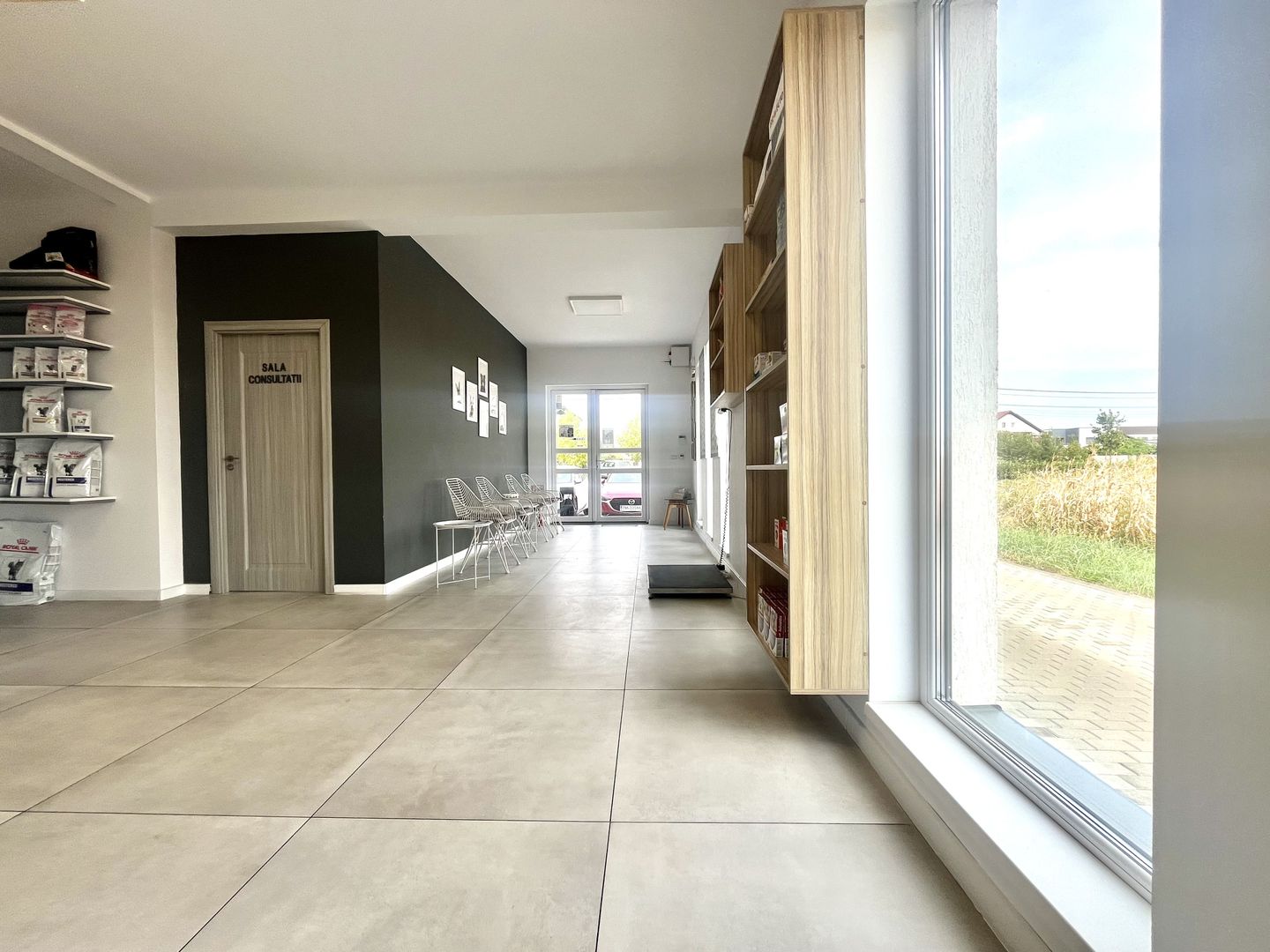 Spatiu comercial, amenajat si compartimentat, in Dumbrăvița - Poză 2