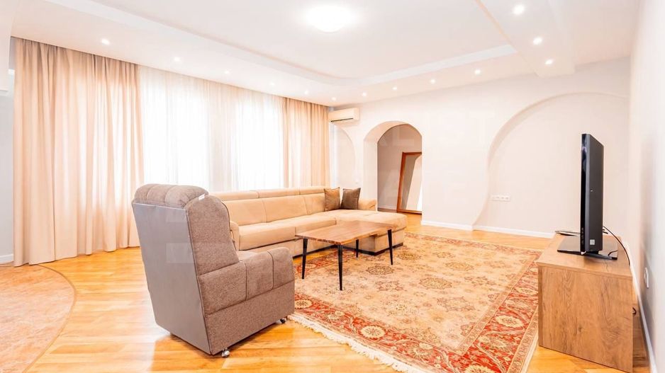 Chirie, apartament, 2 camere, strada  Mihai Eminescu, Centru - Poză 2