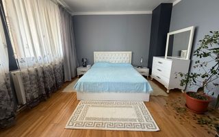 Casă/Vilă de vânzare în comuna Târgu Trotuș, județul Bacău. - Poză 1