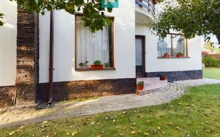 Vilă cu 5 camere de vânzare în zona Aradul Nou - Poză 11